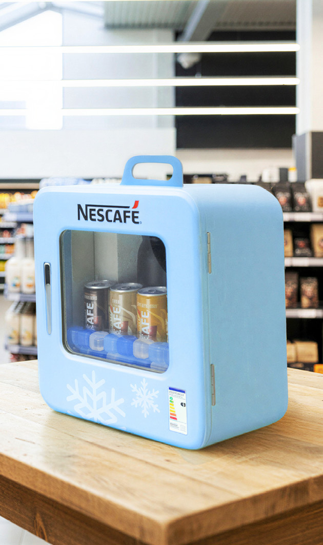 Prezentér - Nescafé ledová káva